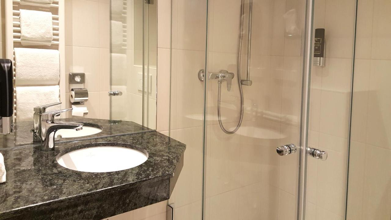 Hotel & Restaurant Hubertus Зенде Екстериор снимка